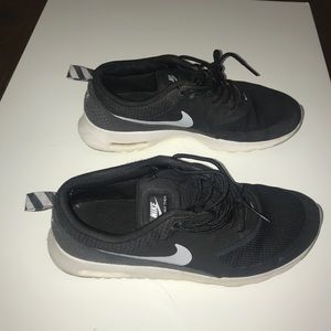 Women’s Nike Airmax Thea